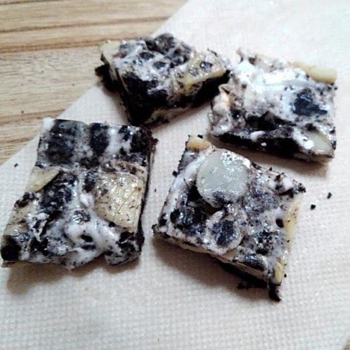 オレオとアーモンドのマシュマロバターのお菓子 レシピ 作り方 By かんたんれぴこ 楽天レシピ